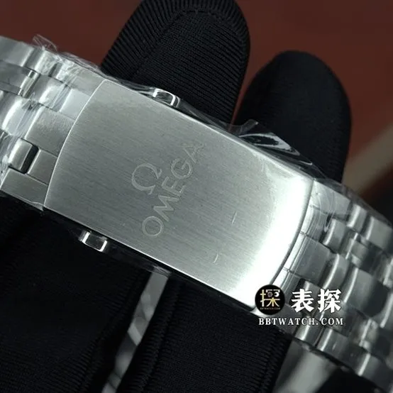 Omega classic watch, original Seamaster watch, front live photo
