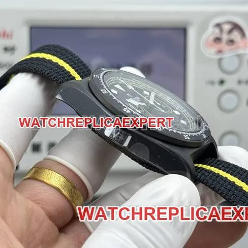 watch submersible V+ factory Tudor yellow 7750 mechanical front live photo