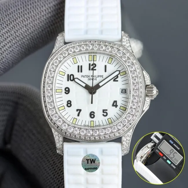 Large manufacturer high-quality replicaTW launches Patek Philippe women's mechanical series full diamond white dial watch front view
