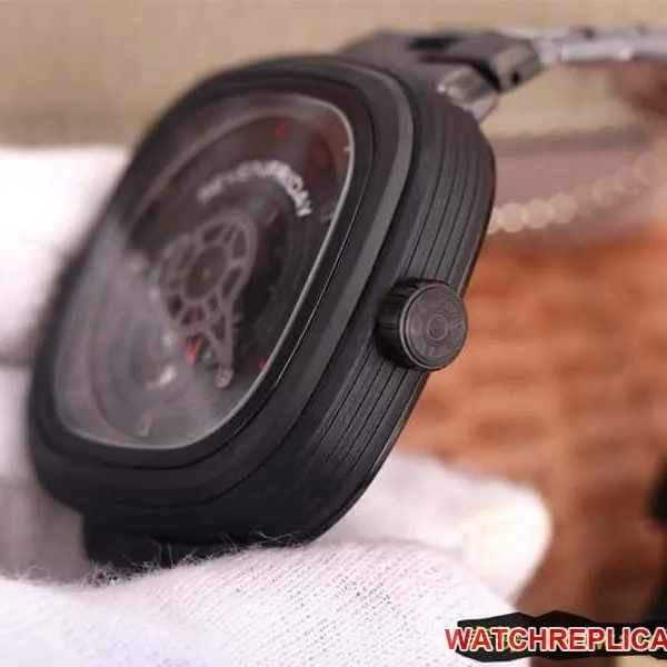 watch seven day display five SEVENFRIDAY/automatic movementmen's watch Swiss steel bracelet large dial all black side view