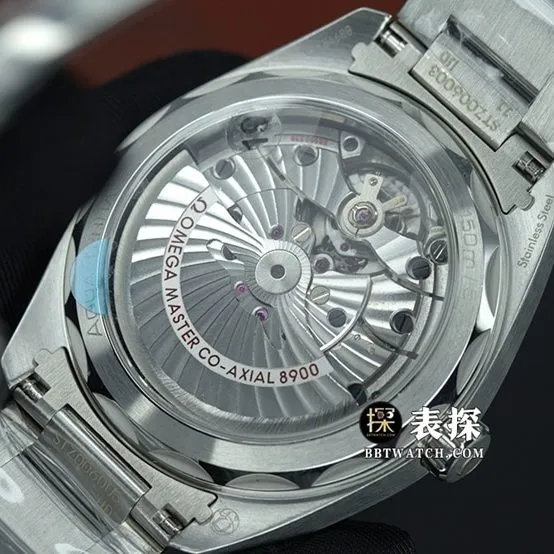 VSSeamasterOmega1:1replica watch blue dialsteel bracelet model 220.10.41.21.03.002side live photo