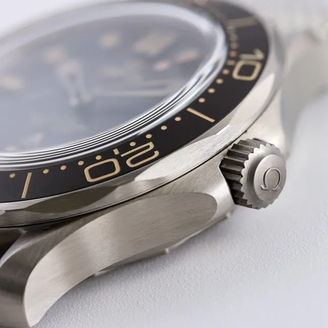 OR factory top-tier watch Omega men's black dialsteel bracelet watch detail shots