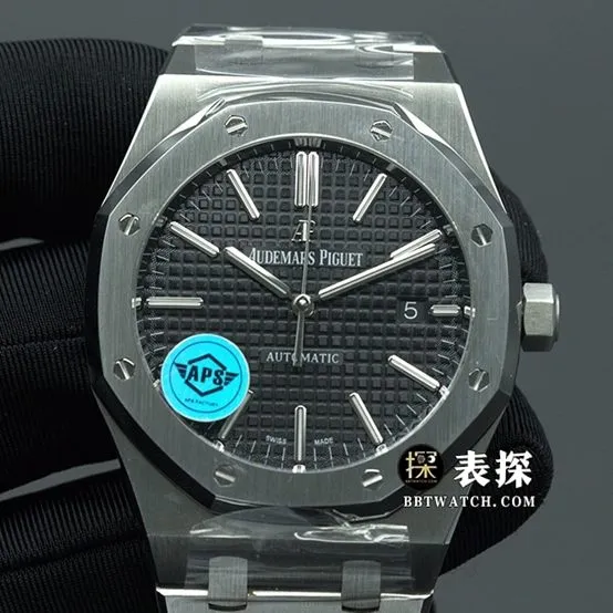 APS factory Audemars Piguet men's Royal Oak series watch black dialsteel bracelet model 15400ST.OO.1220ST.01side live photo