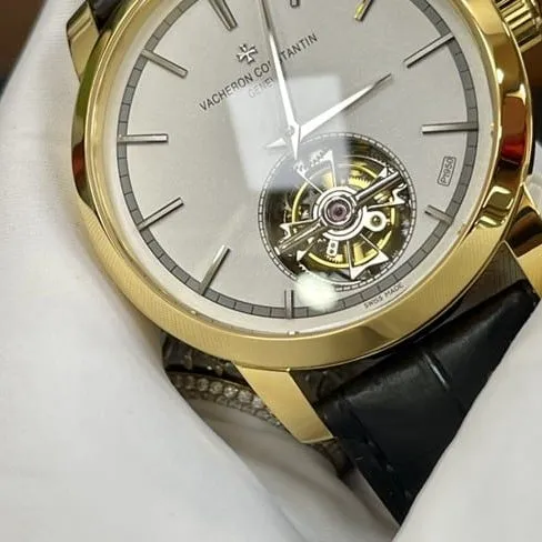 Vacheron Constantintop-tier watch men's white dial black belt tourbillon mechanical leather strap watch front view