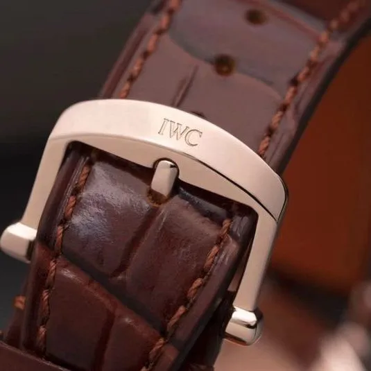 Front view of the IWC top-tierladies' watch, the Portofino top-tierladies' watch for women